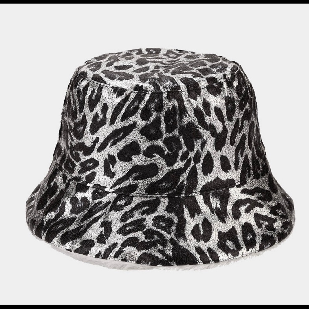 Silver and black Metallic Double sided leopard and fur bucket hat
